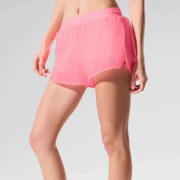Alo Yoga Game Time Shorts Neon Bubblegum Pink Sz M - Picture 5 of 12